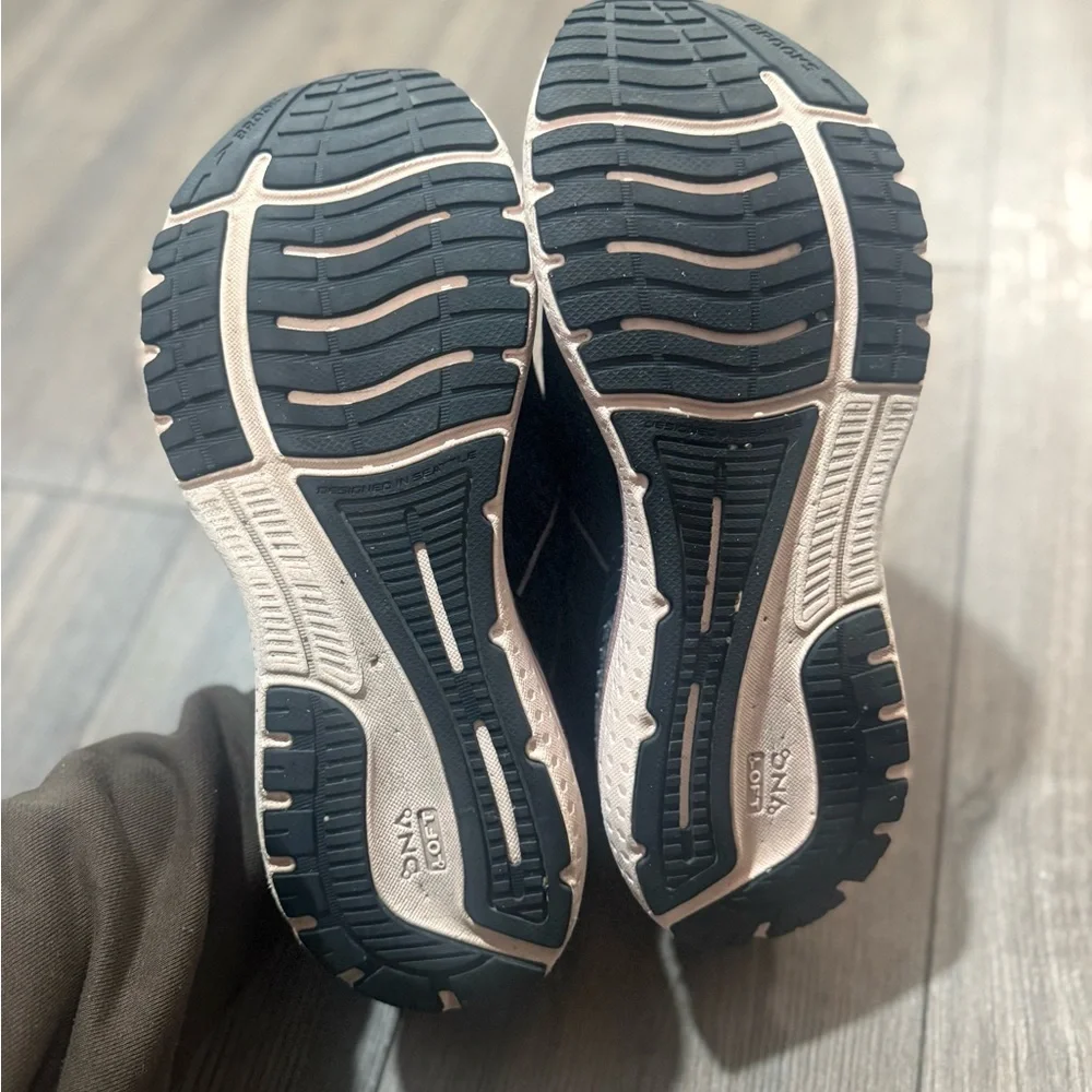 Brooks Glycerin GTS 19 Womens 12 Black Stability Running Shoes
